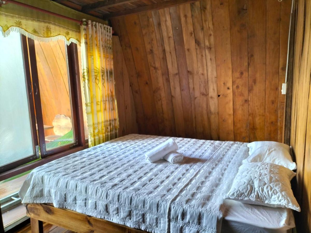 Rice Straw Green Lodge- Resort Quan Tom Екстериор снимка