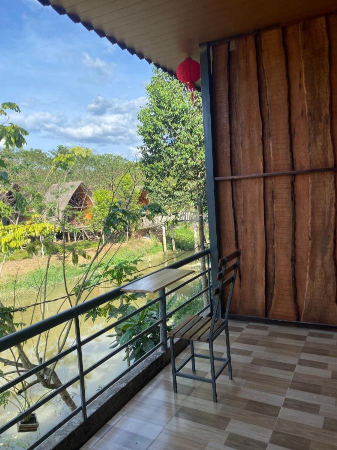 Rice Straw Green Lodge- Resort Quan Tom Екстериор снимка