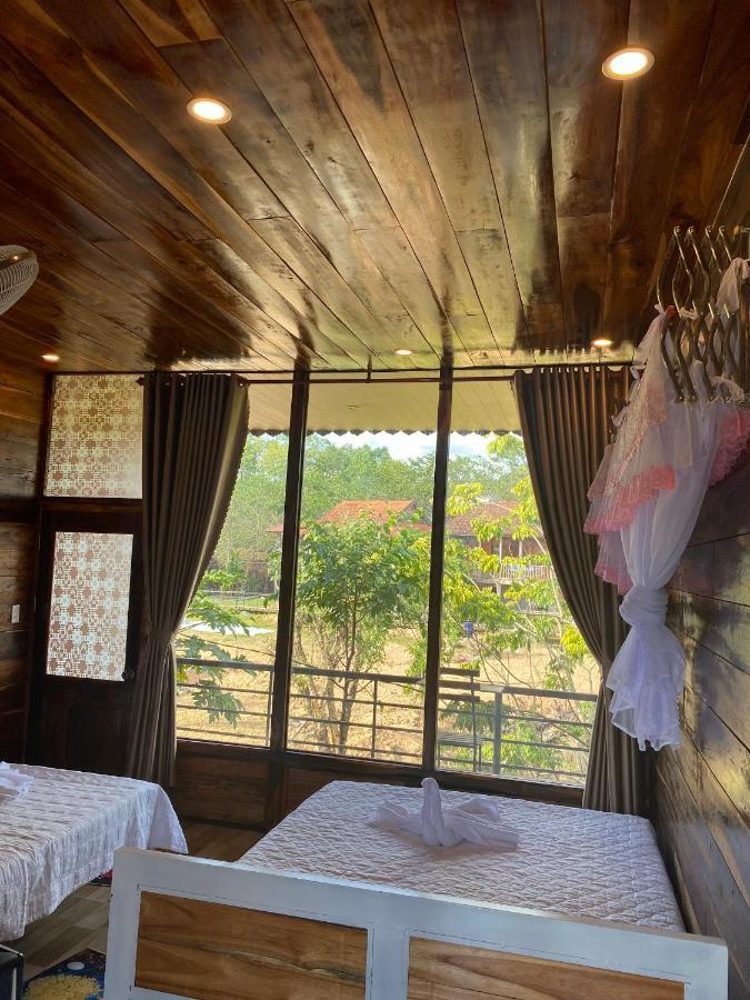Rice Straw Green Lodge- Resort Quan Tom Екстериор снимка