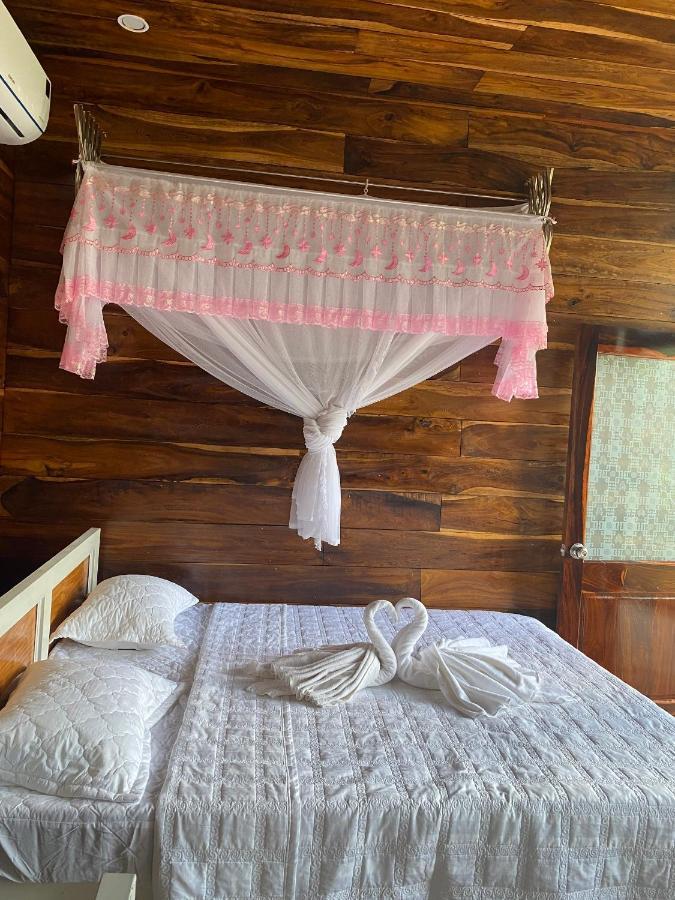 Rice Straw Green Lodge- Resort Quan Tom Екстериор снимка