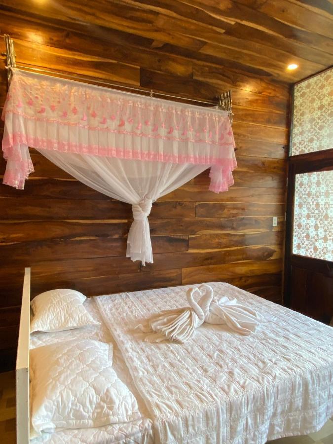 Rice Straw Green Lodge- Resort Quan Tom Екстериор снимка