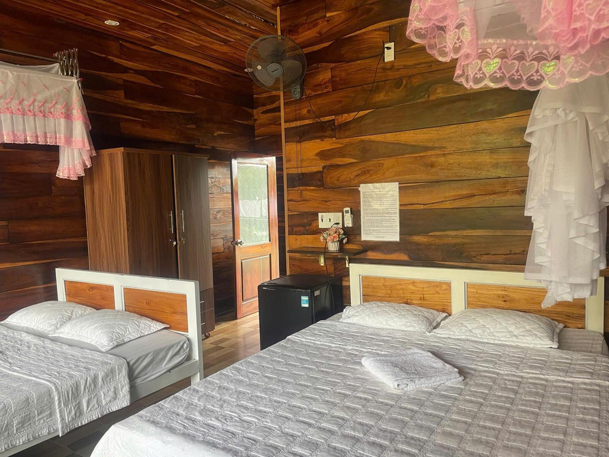 Rice Straw Green Lodge- Resort Quan Tom Екстериор снимка